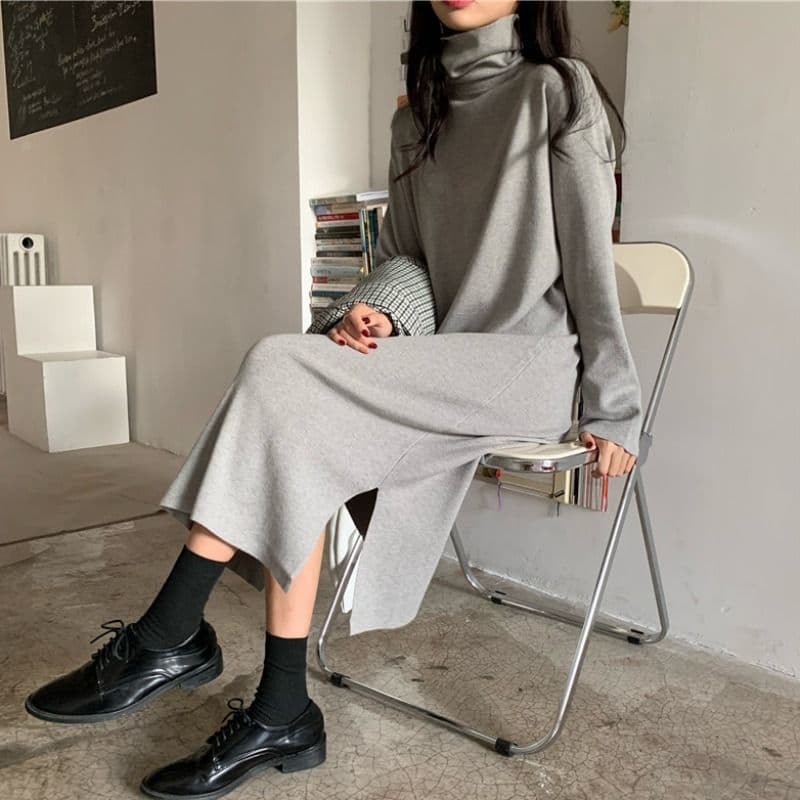 タートルネック　レディース　長袖　 ゆったり薄手 シルエットワンピース S〜2XL