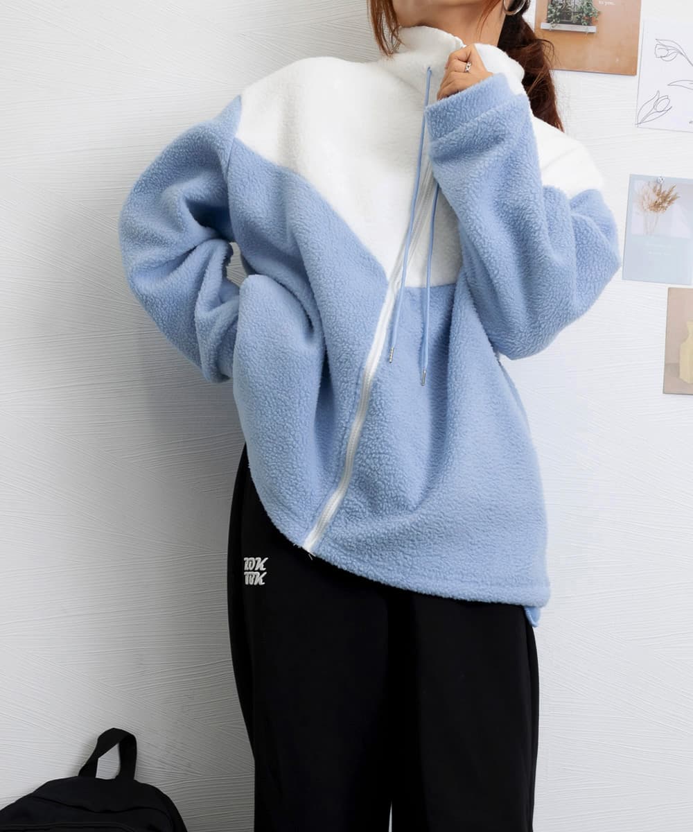 タートルネック 立ち襟ボア配色ジャケット ハート刺繍付き　レディース　長袖