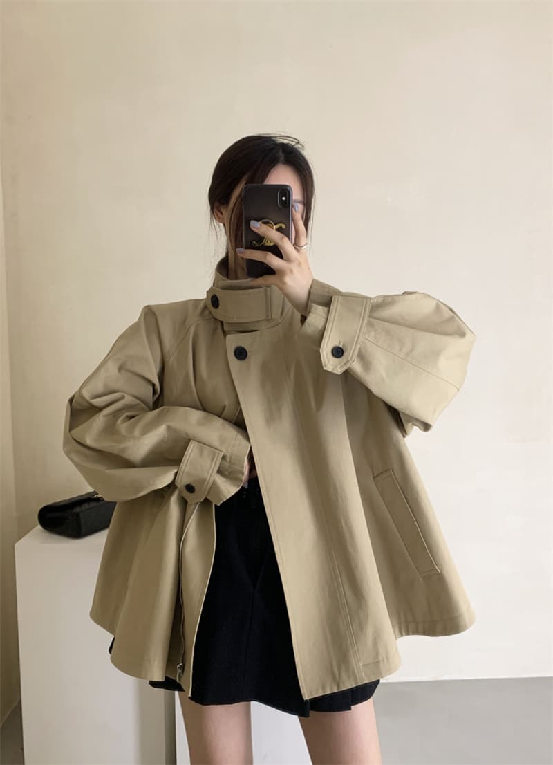 【レディース ジャケット】レトロ風ショートジャケット｜タートルネックと好相性なスタンドネックデザイン neckty＋