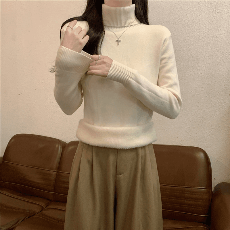 毎日着たくなる上質タートルネックニット｜首元まで美しく整うベーシックトップス