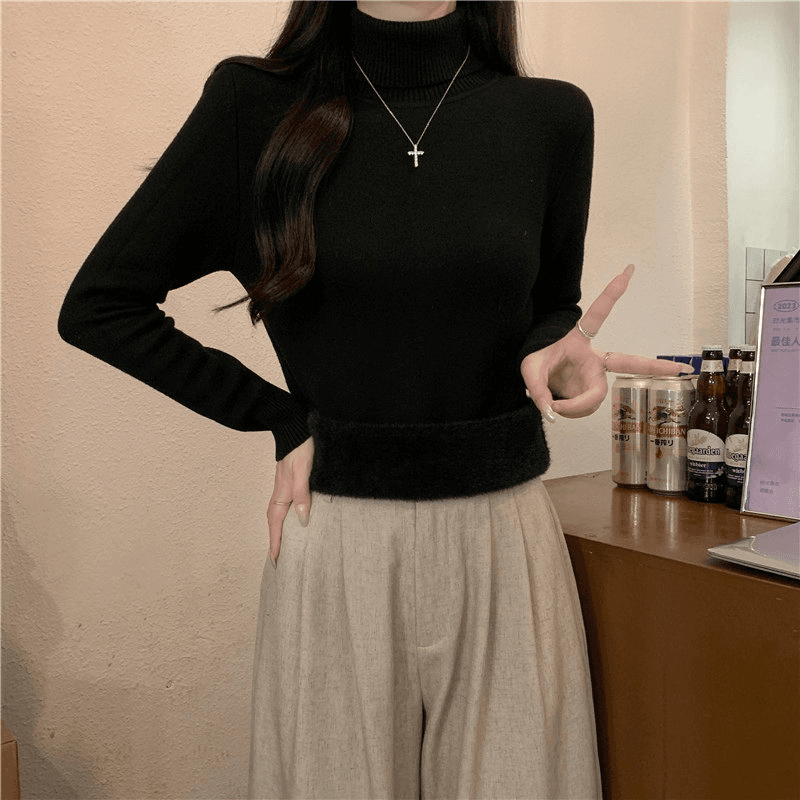 毎日着たくなる上質タートルネックニット｜首元まで美しく整うベーシックトップス