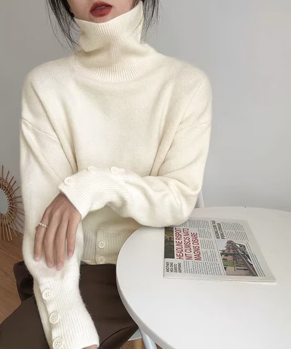 【骨格ナチュラル】袖口ボタンデザインゆったりタートルネックセーター
