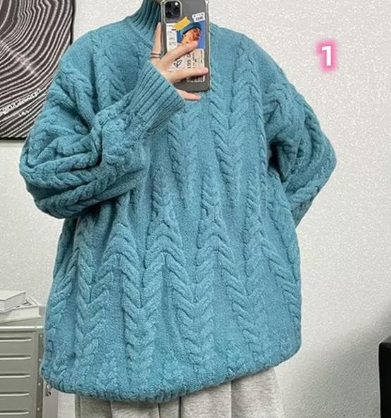 ケーブル編み立体柄タートルネックセーター