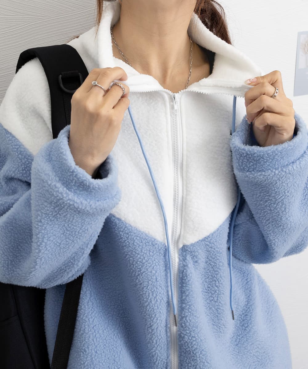 タートルネック 立ち襟ボア配色ジャケット ハート刺繍付き　レディース　長袖