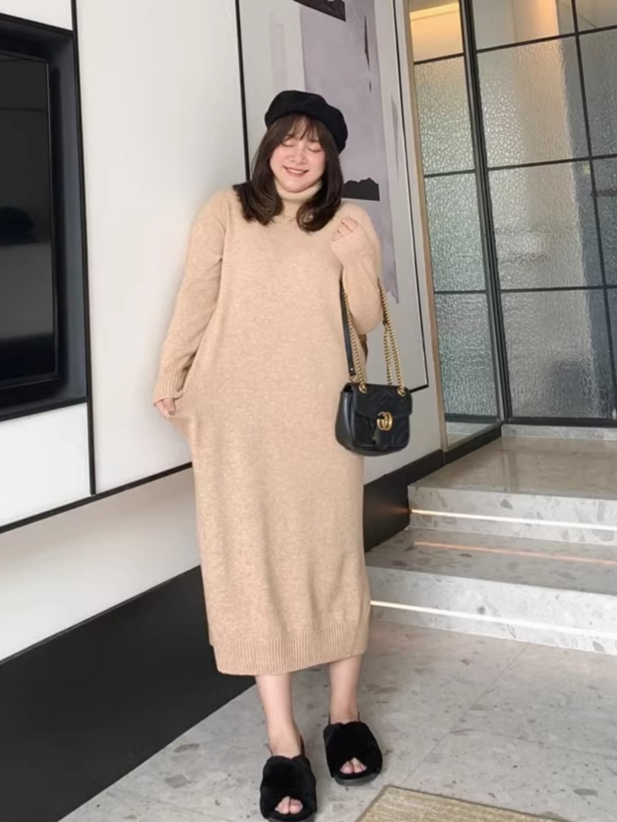タートルネック ゆったりシルエット ニットワンピース