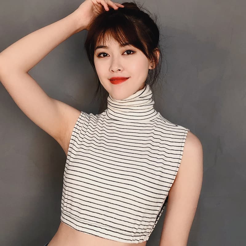 【骨格ストレート・ウェーブ】タートルネック風つけ襟｜いつもの服を簡単ハイネック化