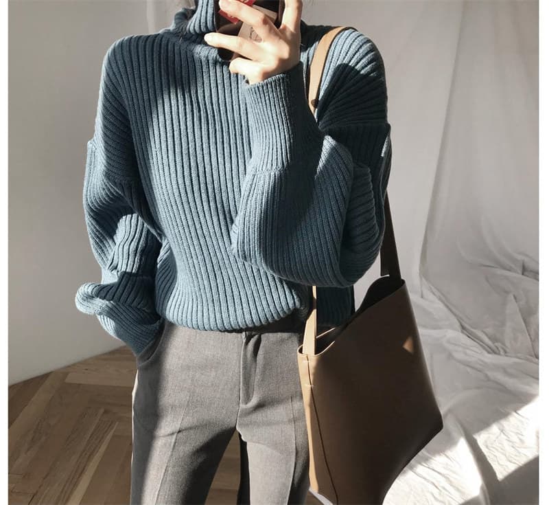 立体リブ編みゆったりシルエットタートルネックニット　レディース