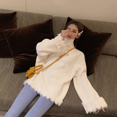 【骨格ウェーブ】裾フリンジリブ編みゆったりタートルネックセーター