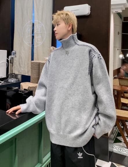 肩ライン装飾入りゆったりシルエットタートルネックニット　M~2XL