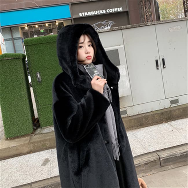 もこもこボリュームフード付きロングコート