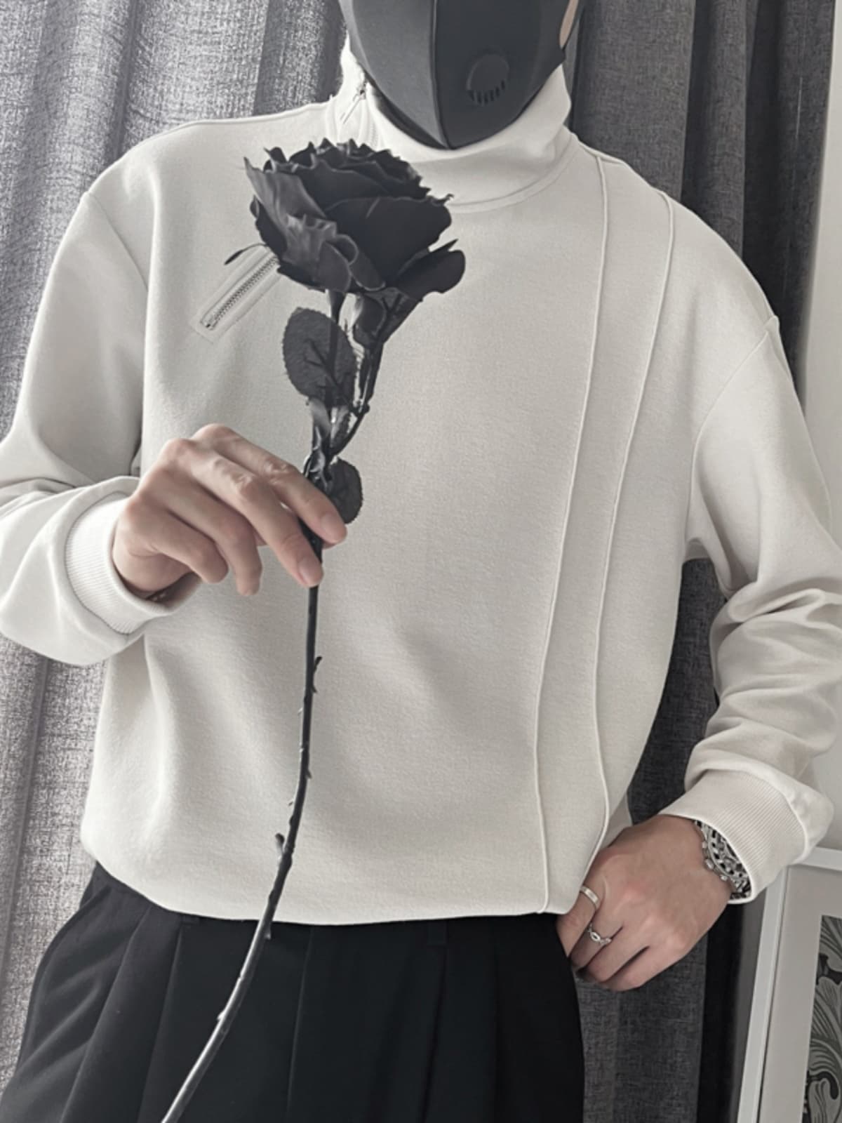 立体切替デザインタートルネックシャツ　メンズ　長袖　M〜3XL