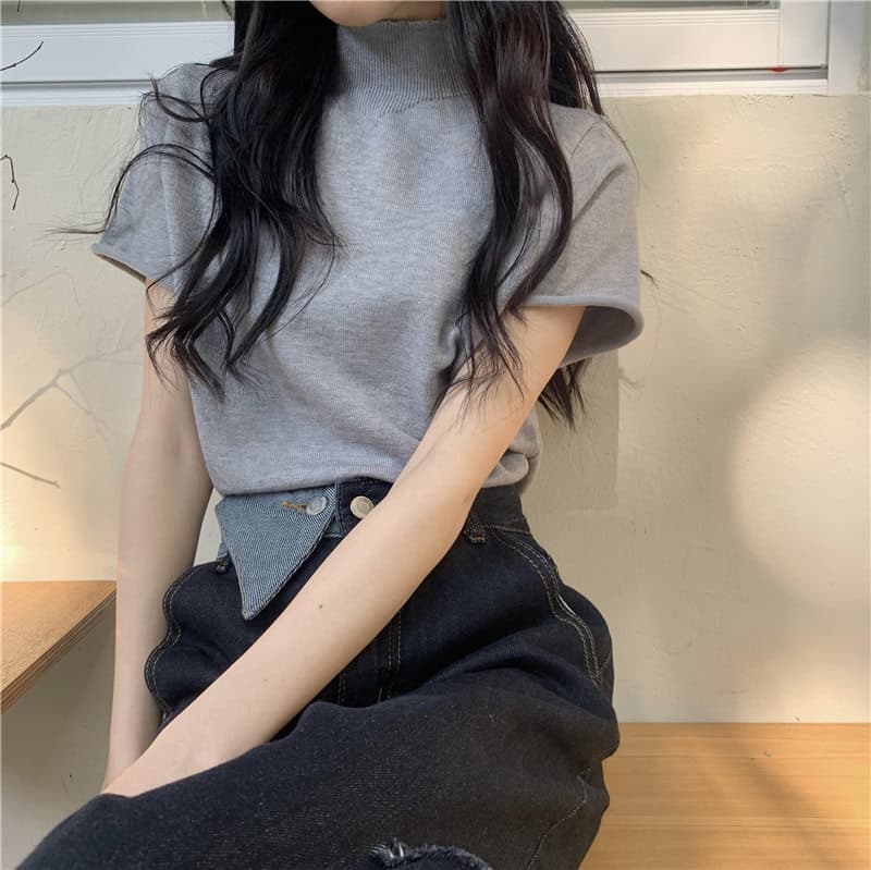 ボタン付き取り外し袖タートルネックシャツ