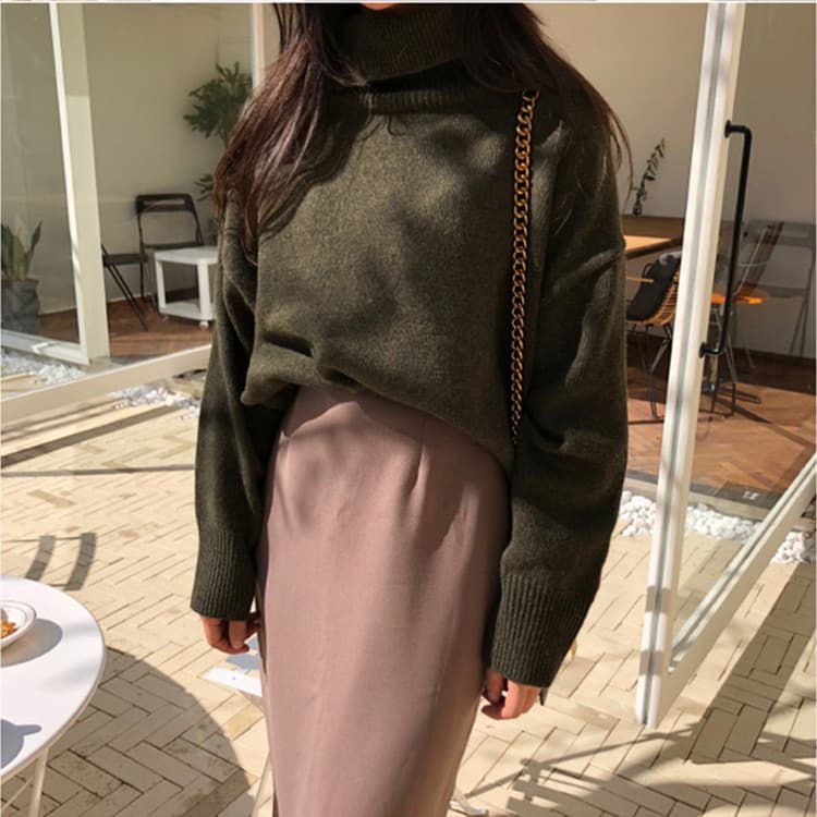 タートルネック　レディース　長袖　女性らしさを演出するタートルネックセーター ゆったりシンプル