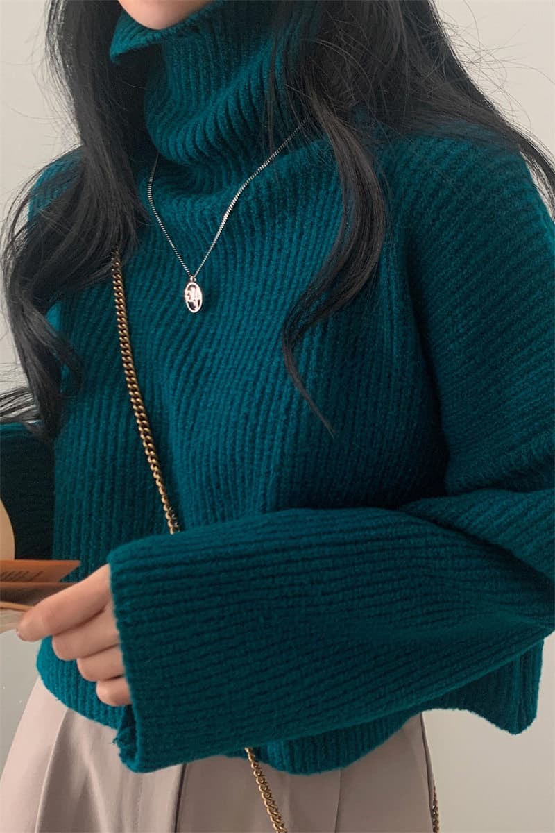 ゆったりシルエット畦編みタートルネックセーター