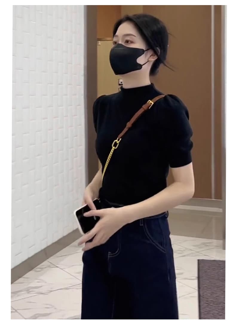 パフスリーブニットタートルネックシャツ　レディース　M〜２XL