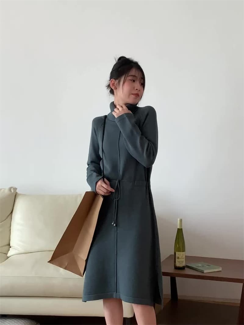 【骨格ナチュラル】肌に優しいタートルネックニットワンピース