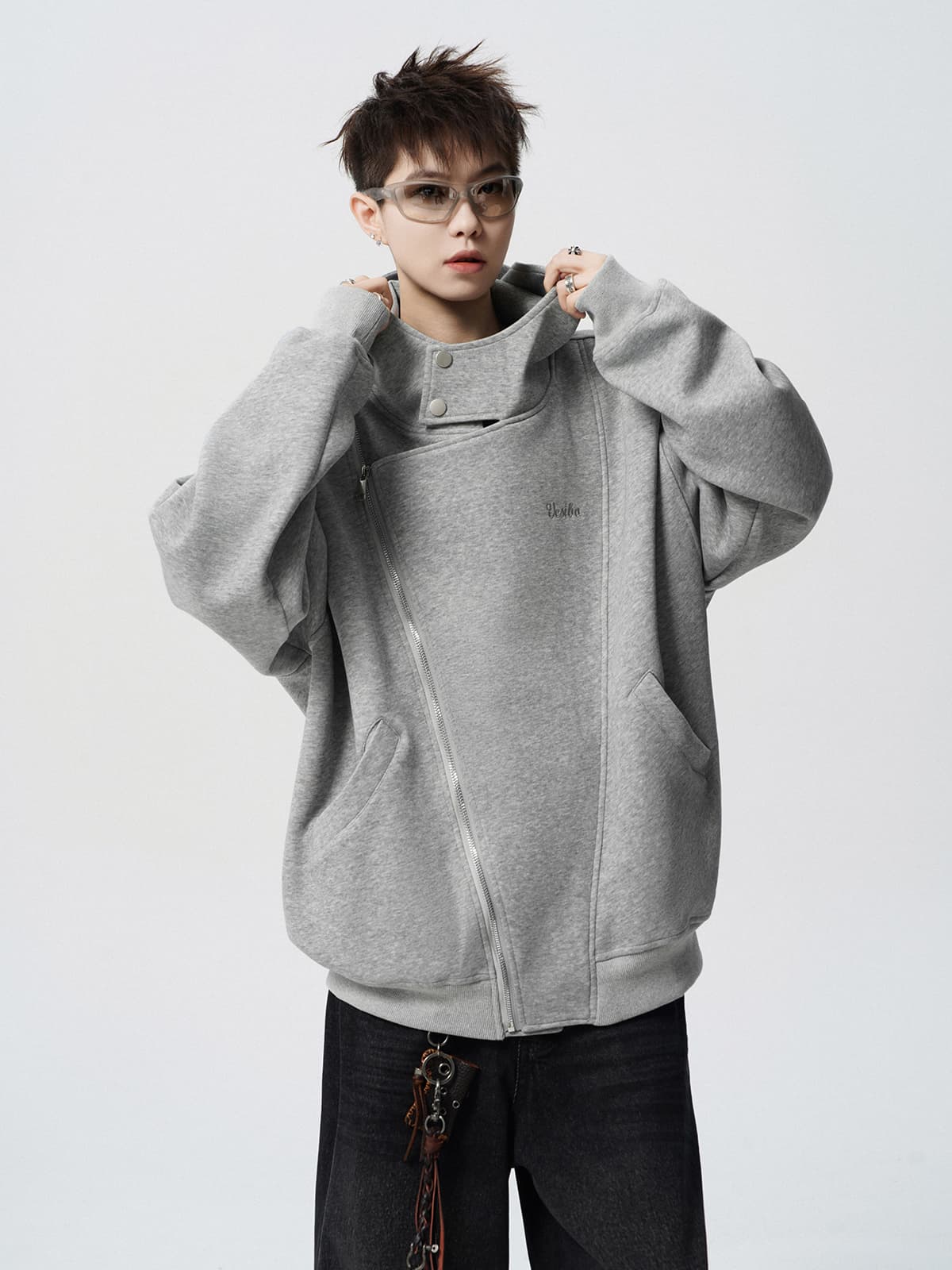 フード付き斜めジップタートルネックジャケット　メンズ　長袖　M〜2XL ゆったり