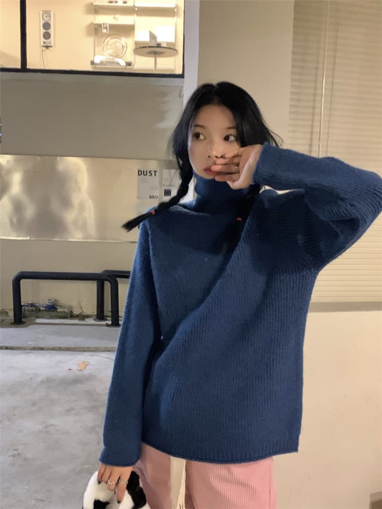 厚手タートルネックセーター ゆったりニット タートルネック　レディース　長袖
