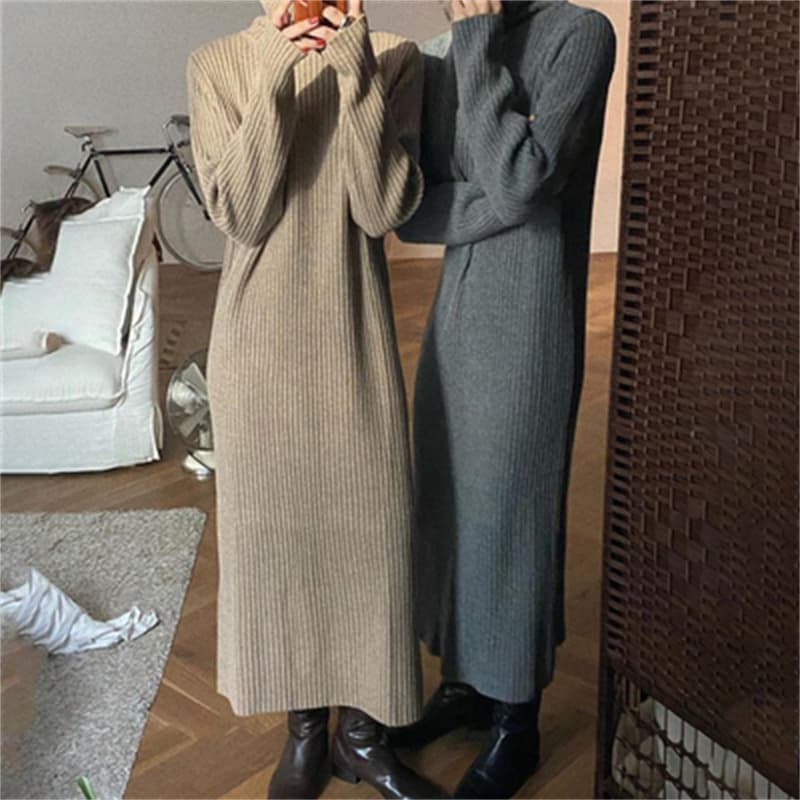 縦リブニットタートルネックロングワンピース