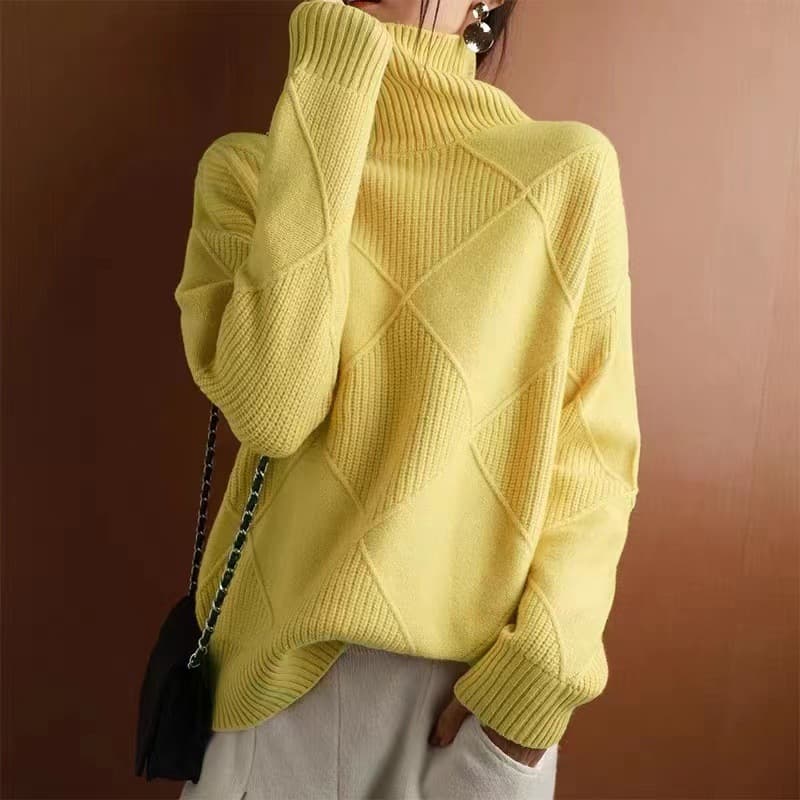 タートルネック 立体ダイヤ柄編み込みタートルネックセーター