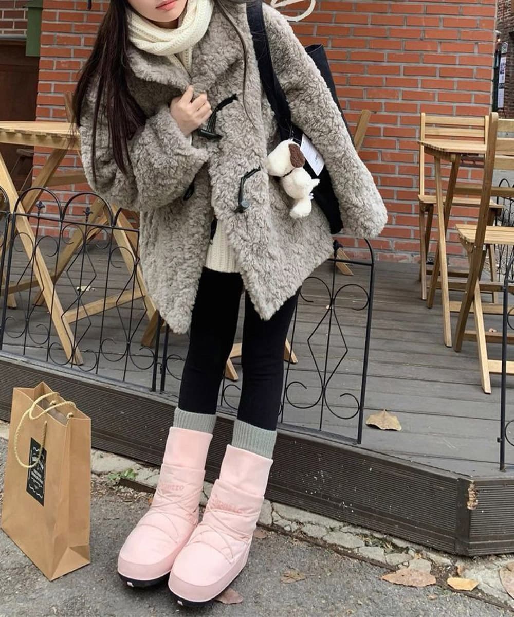 もこもこボア素材タートルネックジャケット レディース M L