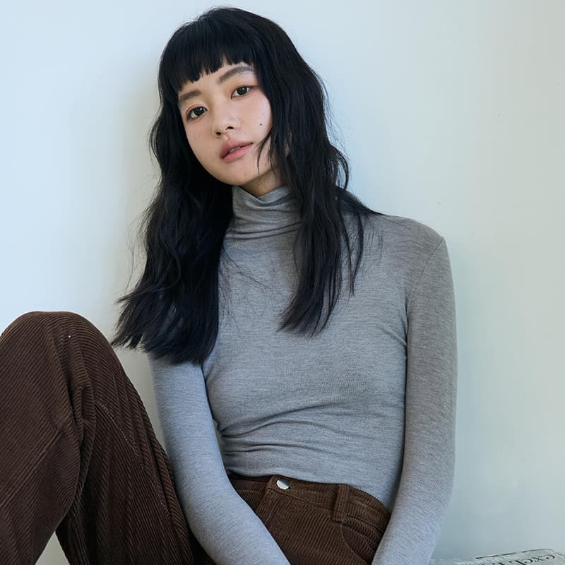 シンプル長袖タートルネックインナートップス M L